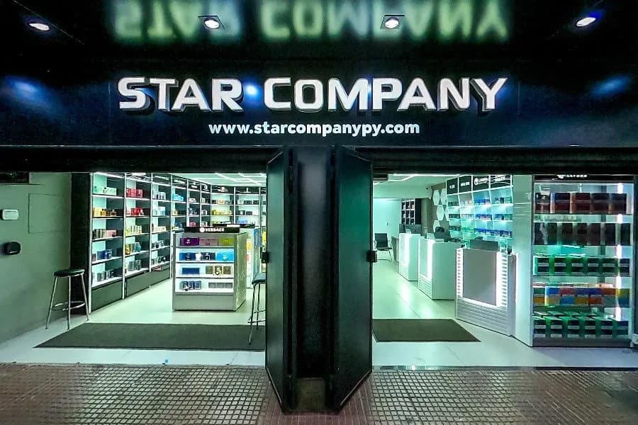 Fachada da loja Star Company em Ciudad del Este, Paraguai